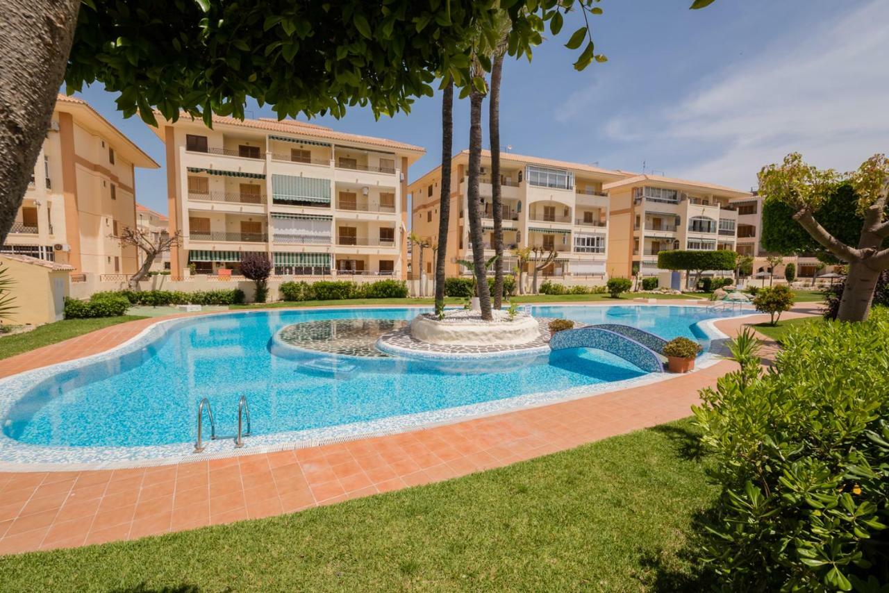 Apartament "Parque Mar" La Mata  Eksteriør bilde
